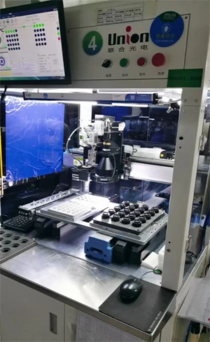 Zoom Lens Automation Equipment